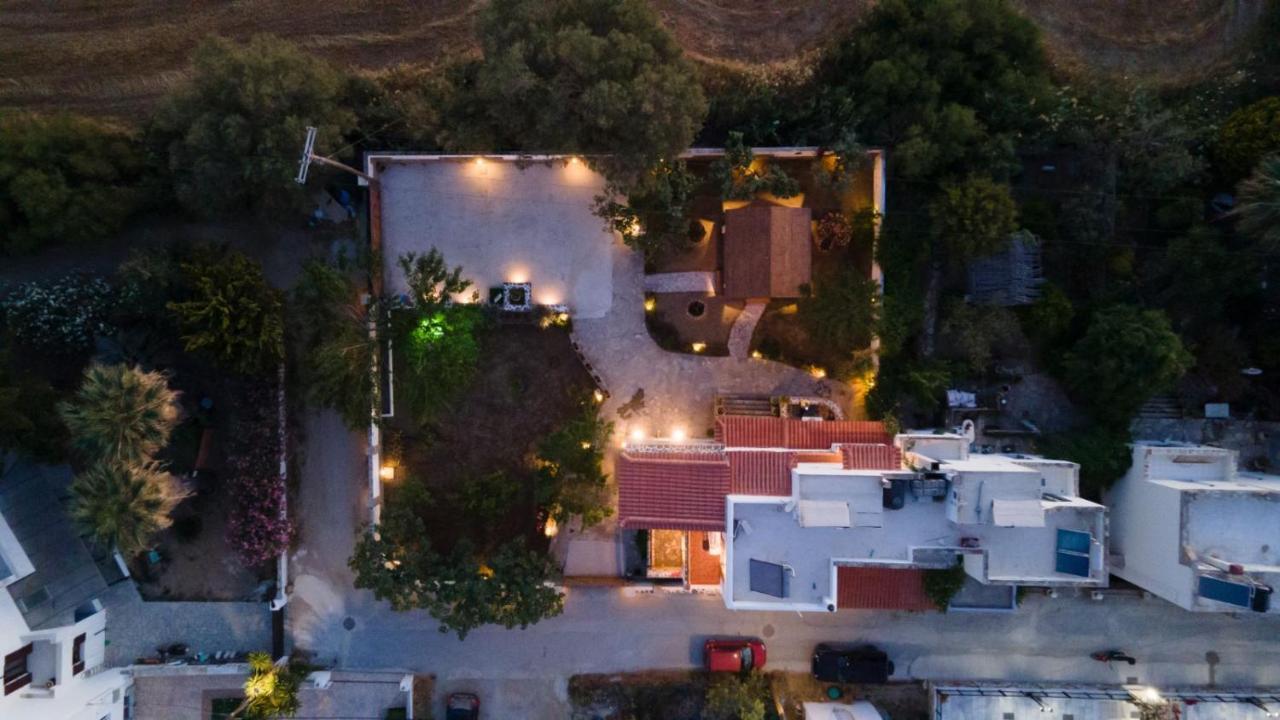Naxos Chora Villa "Vaporias" With Amazing Garden Naxos City Exterior foto